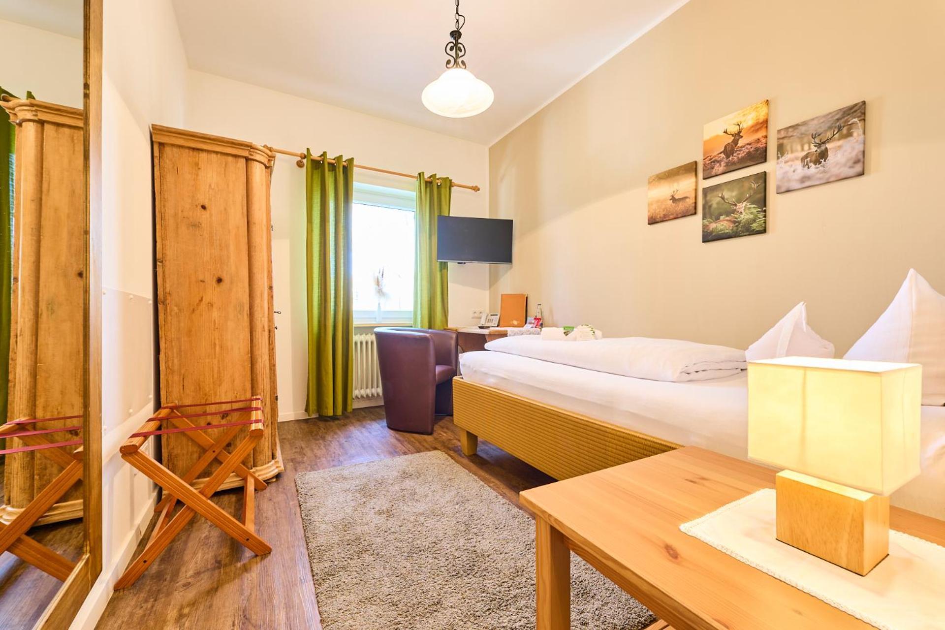 Hotel Waldgasthof Buchenhain Baierbrunn Екстер'єр фото