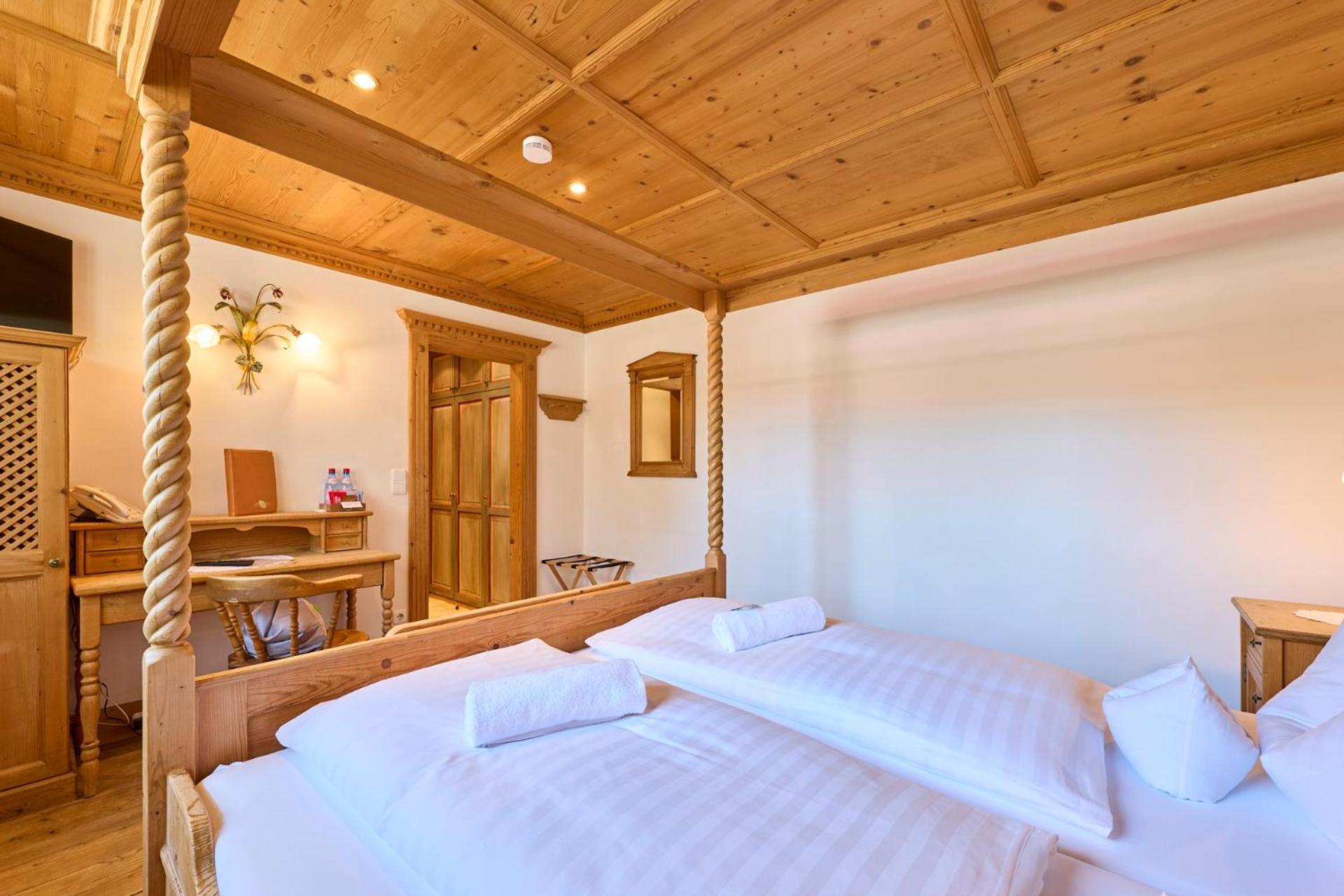 Hotel Waldgasthof Buchenhain Baierbrunn Екстер'єр фото