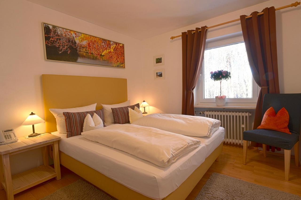 Hotel Waldgasthof Buchenhain Baierbrunn Екстер'єр фото